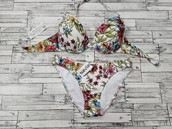 Гарненький купальник Naviale