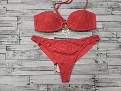 Гарний купальник Jolidon