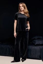 Дуже класний комплект Obrana від Anabel Arto.