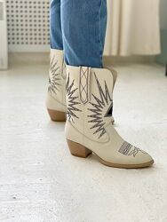 Ботинки Kazaki, натуральная кожа, белые