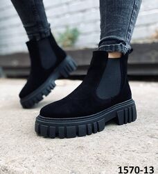 Ботинки Челси, натуральная замша, цвет Black, деми/зима