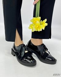 Туфли на шнуровке, натуральная лак кожа/замша, черные
