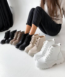 Ботинки, натуральная кожа, беж/белые/черные/молоко, деми/зима