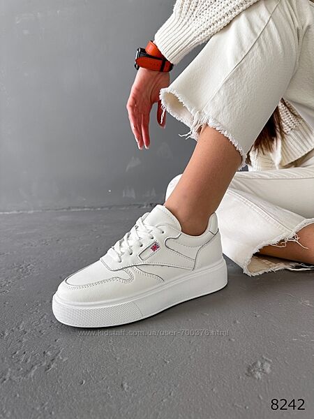 Кроссовки, натуральная кожа, белые