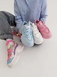 Кроссовки на массивной подошве, голубые/белые/розовые/разноцветные