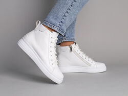 Черевики жіночі шкіряні білі на низькому ходу демісезонні