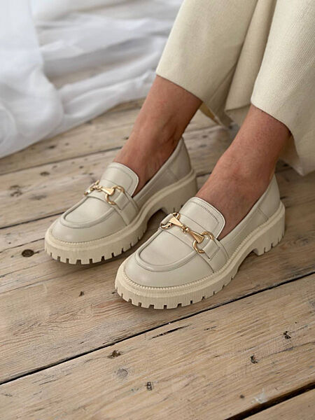 Туфлі, натуральна шкіра, молочні