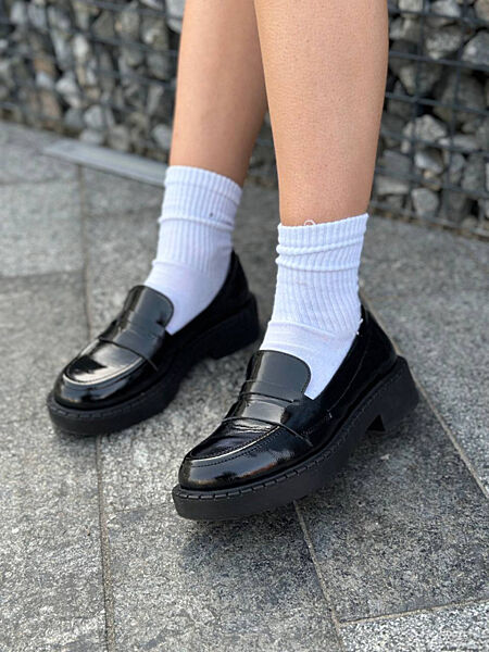 Лофери, натуральна шкіра наплак, чорні