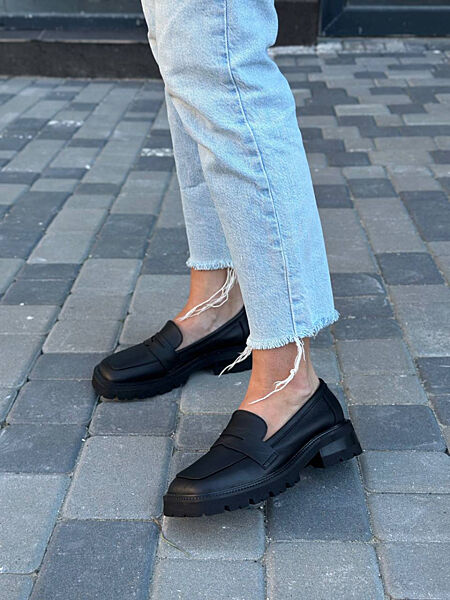 Туфлі - лофери, натуральна шкіра, чорні