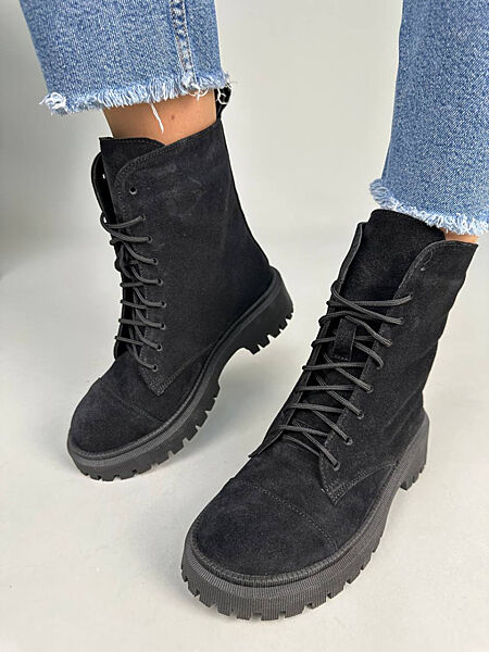 Черевики жіночі замшеві чорного кольору демі/зима