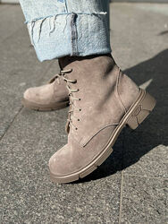 Черевики жіночі замшеві кольору капучино демі/зима