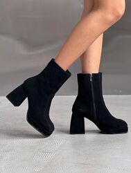 Демі ботильйони NA, натуральна замша, чорні