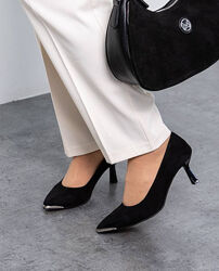 Класичні туфлі, натуральна замша, чорні