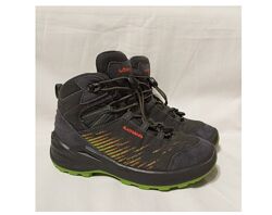 Ботинки lowa gore-tex р. 30.