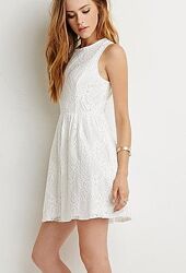 Нежное сливочно-белое кружевное платье от Forever 21, р-p. М