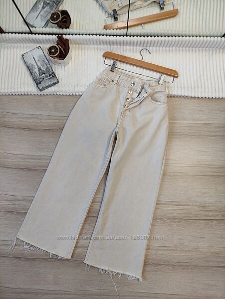 Широкі вкорочені джинси H&M p M