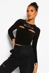 Boohoo. Из Англии. В наличии. Топ cвырезами над грудью.