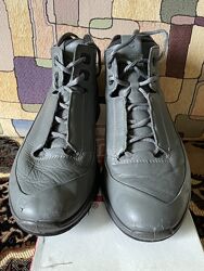 Мужские серые кожаные ботинки ECCO 42 размер