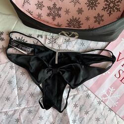 Святкові Brazilian з камінням Сваровськи від Victorias Secret