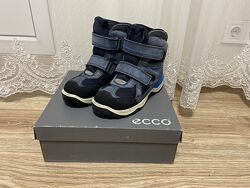 Зимние ботинки 