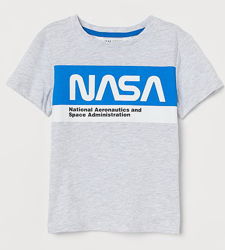 Яркие футболки H&M для мальчишек новинки