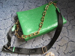 Сумка Louis Vuitton L. V.