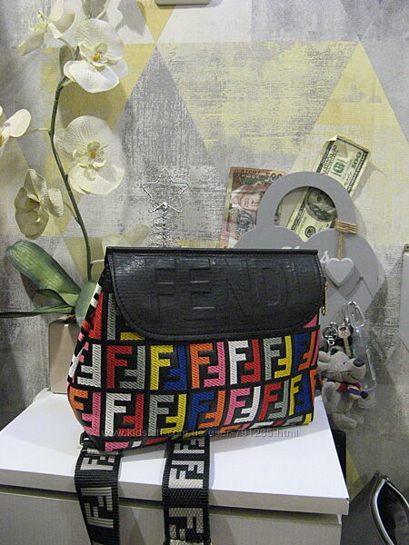 Сумка Fendi кросс боди Fendi 
