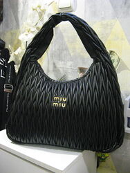 Сумка в стиле MIU MIU Big black