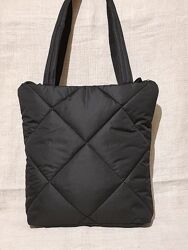 Сумка шопер дутик тканинна стьобана на синтепоні демісезонна з кишенею 
