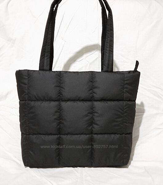 Сумка жіноча тканинна на синтепоні дутик чорна демісезонна на застібці легк