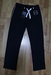 Новые спортивные штаны Armani Exchange, рост 130 см