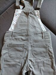 Комбинезон H&M на 7-8 лет 