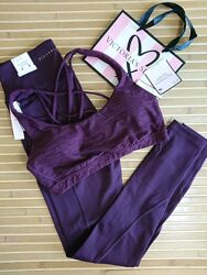 Комплект для спорту топ и лосіни оригінал Victorias Secret