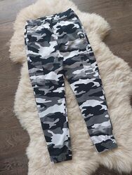 Джогери Abercrombie&Fitch, США, на 13-16 років