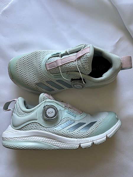 Кросівки для активного відпочинку Adidas