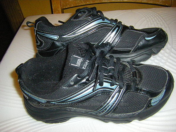 Ботинки, кроссовки   34 - 38 размера, светятся