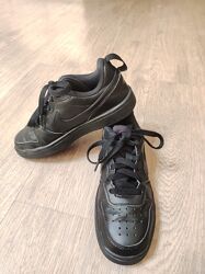 Кроссовки nike размер 35-35.5