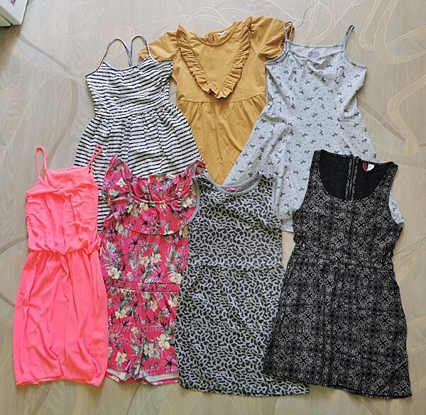 Сукні, сарафани на дівчинку 9-12 років 