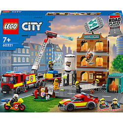 Конструктор LEGO City 60321 Пожарная команда