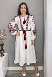 Жіноча біла сукня вишиванка