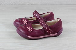 Шкіряні туфлі для дівчинки Clarks оригінал, розмір 18.5