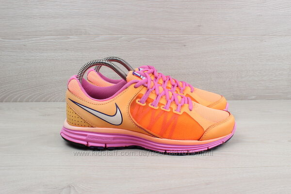 Жіночі спортивні кросівки Nike оригінал, розмір 37.5