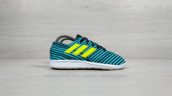 Дитячі футбольні кросівки Adidas Nemeziz, розмір 35.5 футзалки, бампи