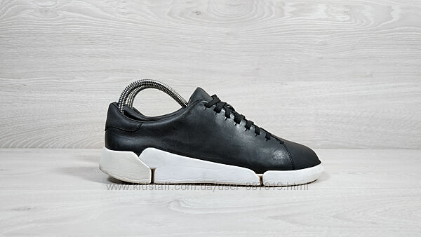 Шкіряні жіночі кросівки Clarks оригінал, розмір 40