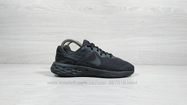 Легкі спортивні кросівки Nike Revolution 6 оригінал, розмір 36