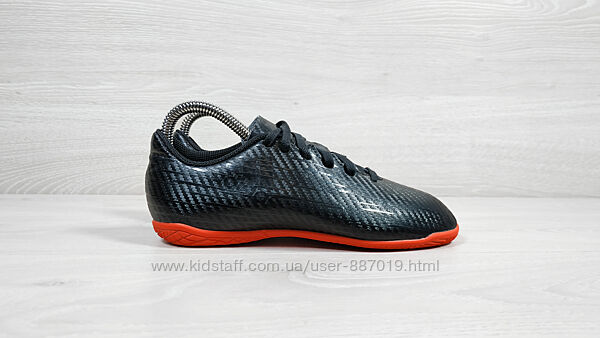 Дитячі футбольні кросівки Adidas оригінал, розмір 35 футзалки, бампи