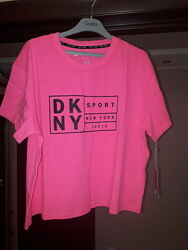  яркая футболка DKNY