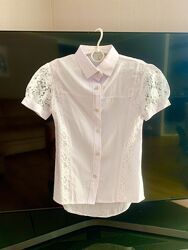 Белая школьная блузка 9-10 лет