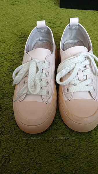 Кросівки туфлі кеди
