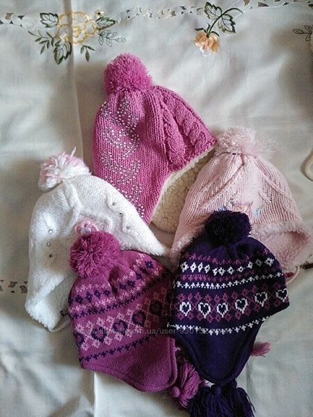 Теплі зимові та осінні шапки для дівчинки  